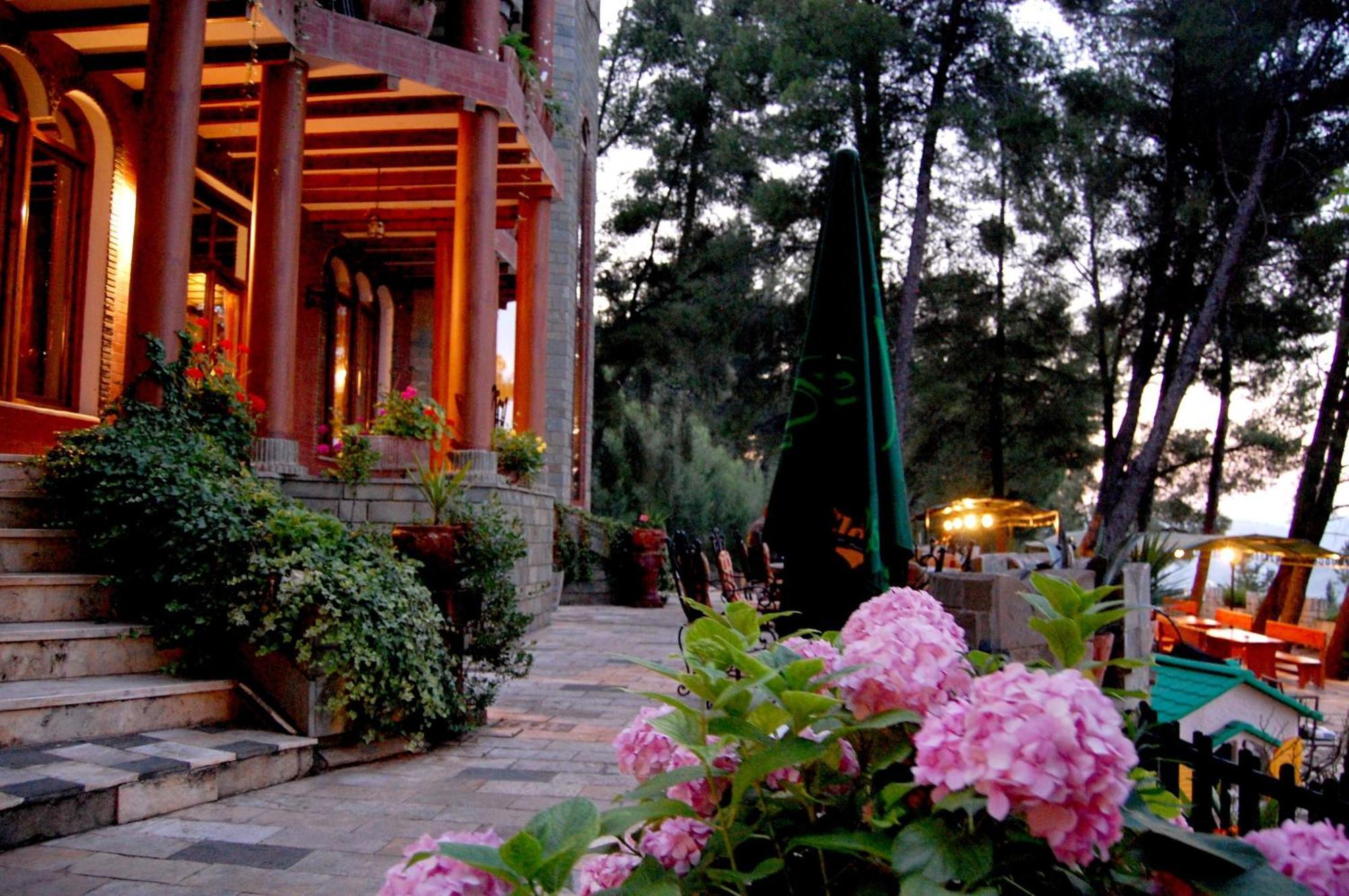 Hotel Castle Park Berat Exterior foto